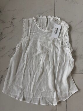 MINE White Lace-Trim Sleeveless Camisole